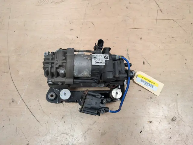 19-24 OEM BMW G12 G30 M550 750 Engine N63R High Pressure Fuel Injector