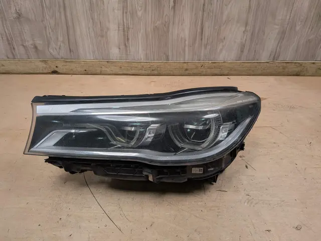 16-19 OEM BMW G12 740 750 Right Passenger LED ICON Adaptive Headlight COMPLETE